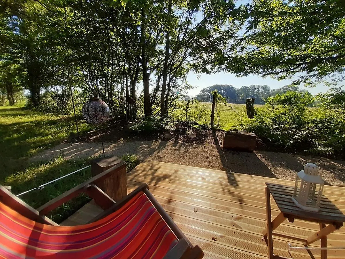 Camping Etang Du Camp Senergues 营地