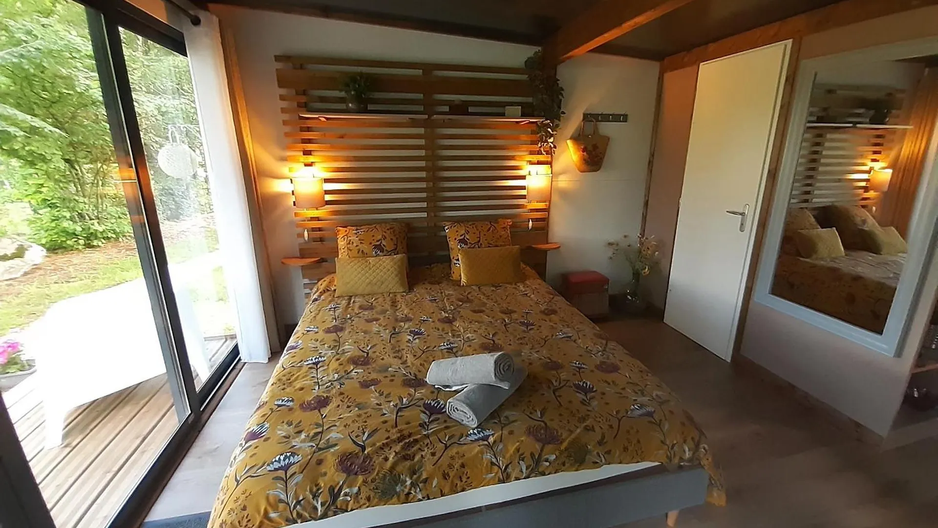 Camping Etang Du Camp Senergues 法国